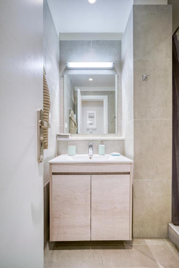 Lovely Sunlit Central Athens 2 Bedroom 2 Bathroom Condo 외부 사진