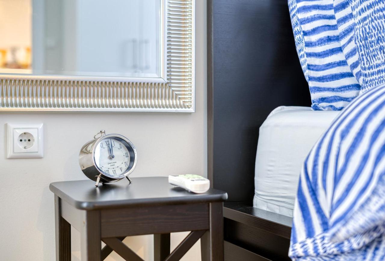 Lovely Sunlit Central Athens 2 Bedroom 2 Bathroom Condo 외부 사진